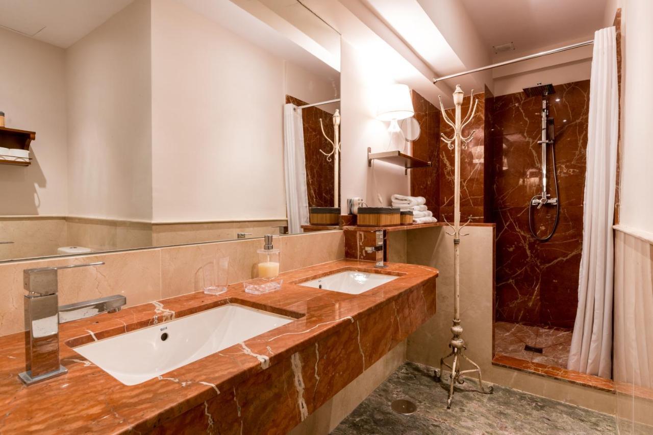Quevedo Suite Севилья Экстерьер фото
